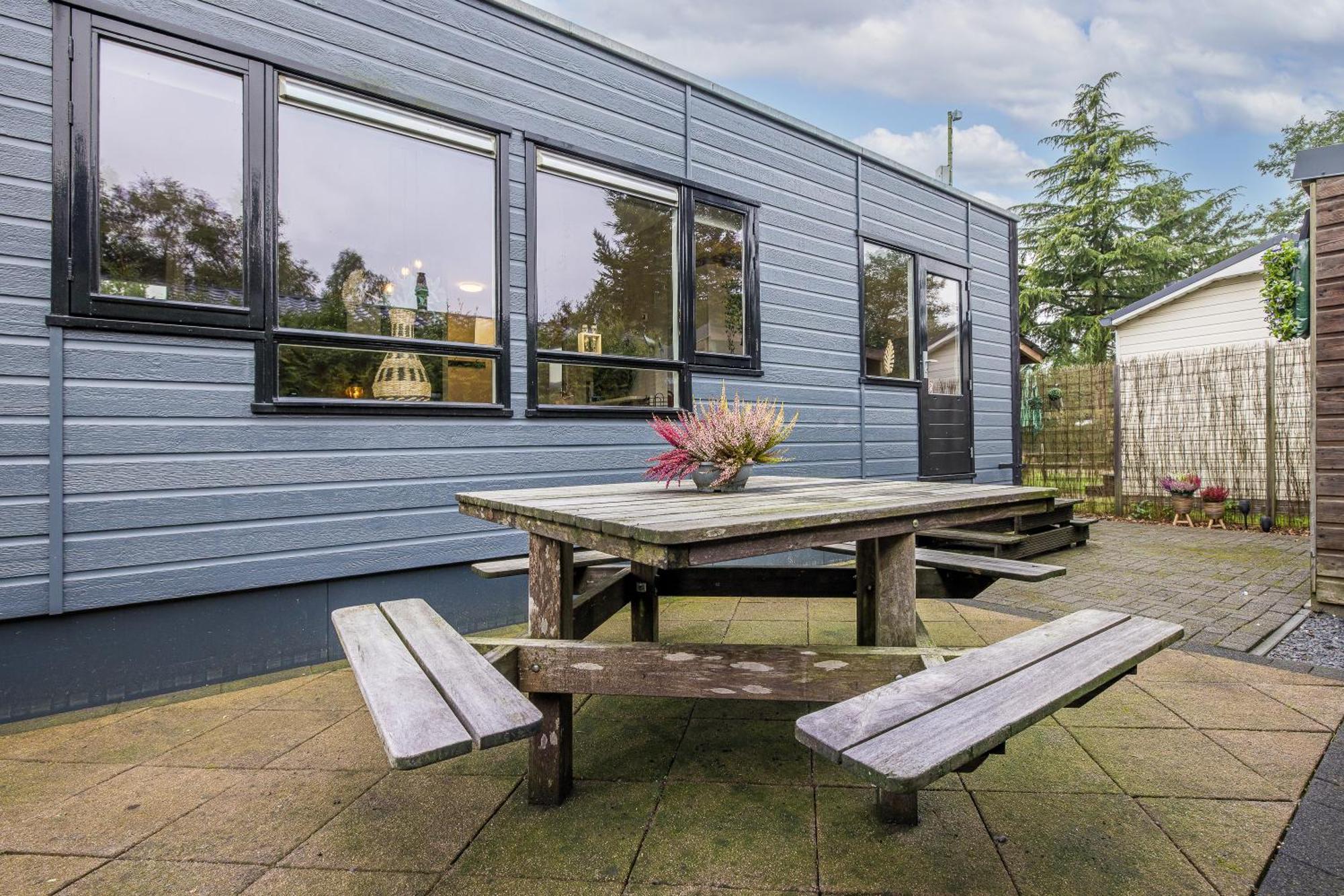 Chalet 'T Veluws Stulpje "Geniet, Ontspan En Droom Even Lekker Weg!" Putten Exterior photo